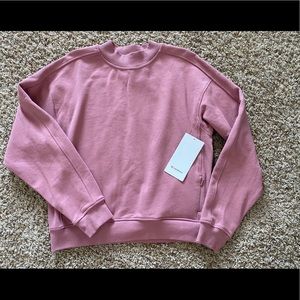 NWT Chill On Pullover